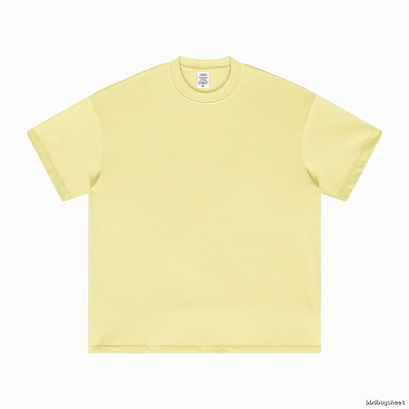 Relaxed Plain white T-shirt Minimal White Short with Designer-Inspired Detail