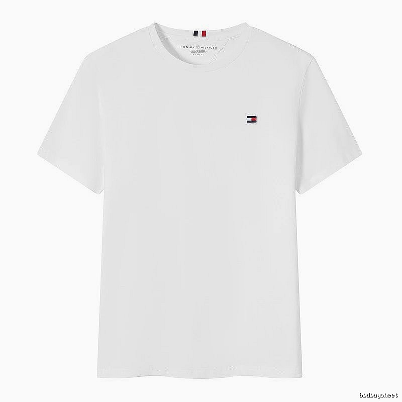 Tommy Hilfiger White Logo T-Shirt Travel Styling
