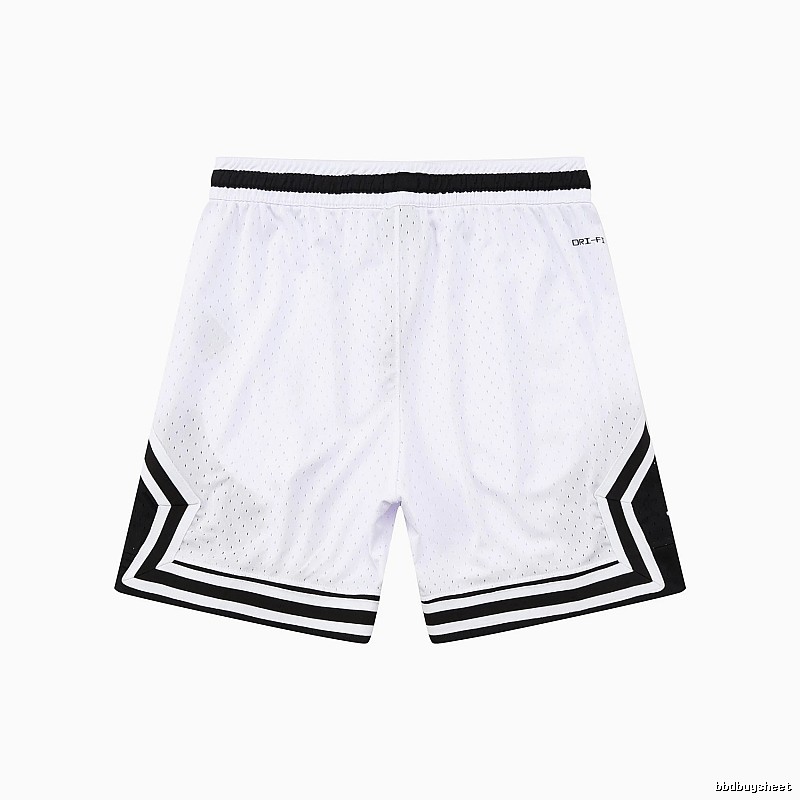 AJ sporty black and white shorts