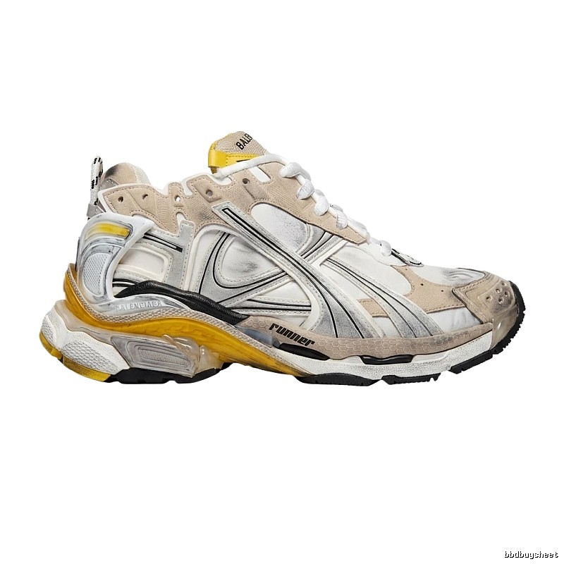 Balenciaga retro-style sports shoes