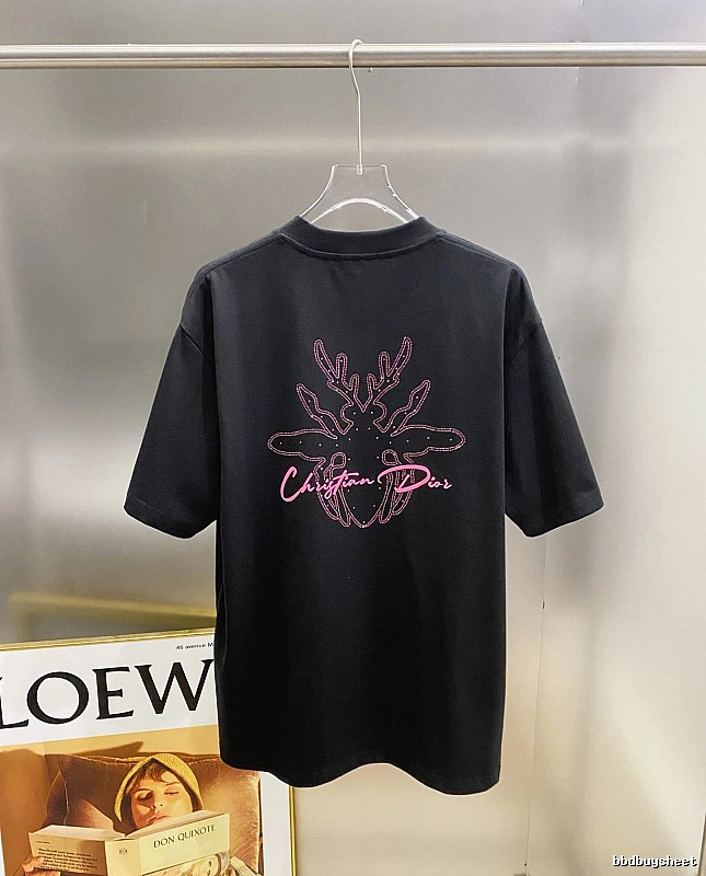 Dior Christmas-style black T-shirt