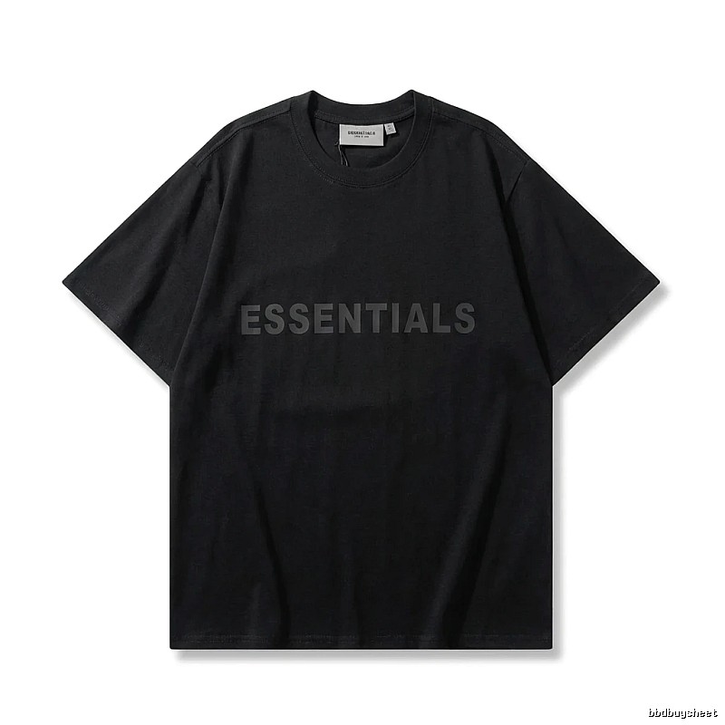 ESSENTIALS minimalist style black T-shirt
