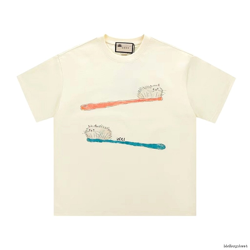 Gucci Hand-painted Cat Vintage Style Off-white T-shirt