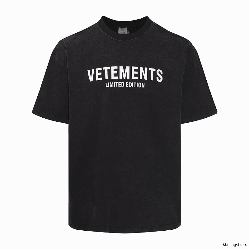 Monogram Statement graphic T-shirt Black Colorful Lucky for Layered Styling