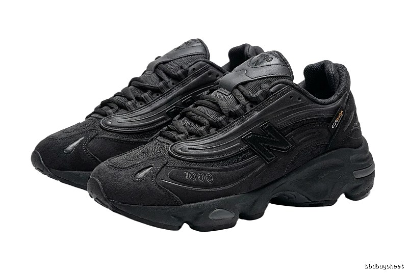New Balance 1906 retro style black shoes