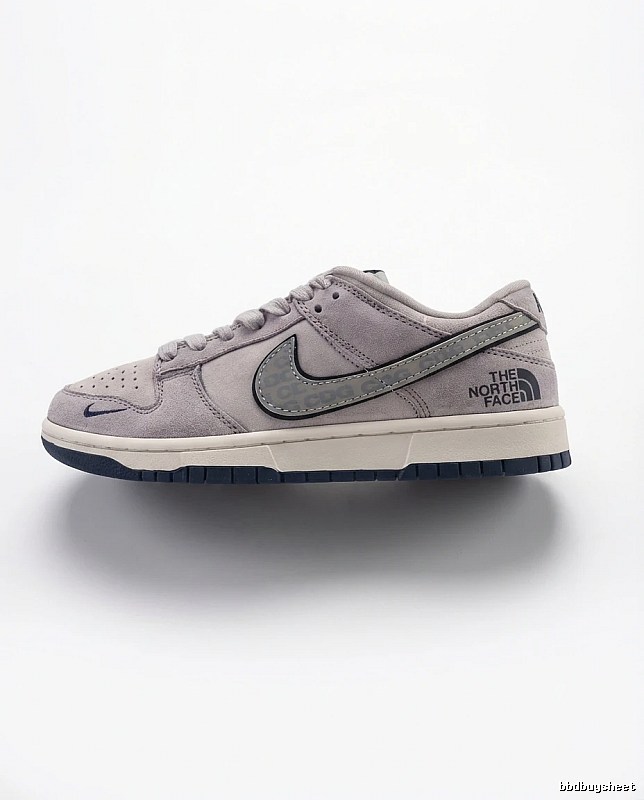 Nike Dunk Low Co-branded Grey Sports Shoes