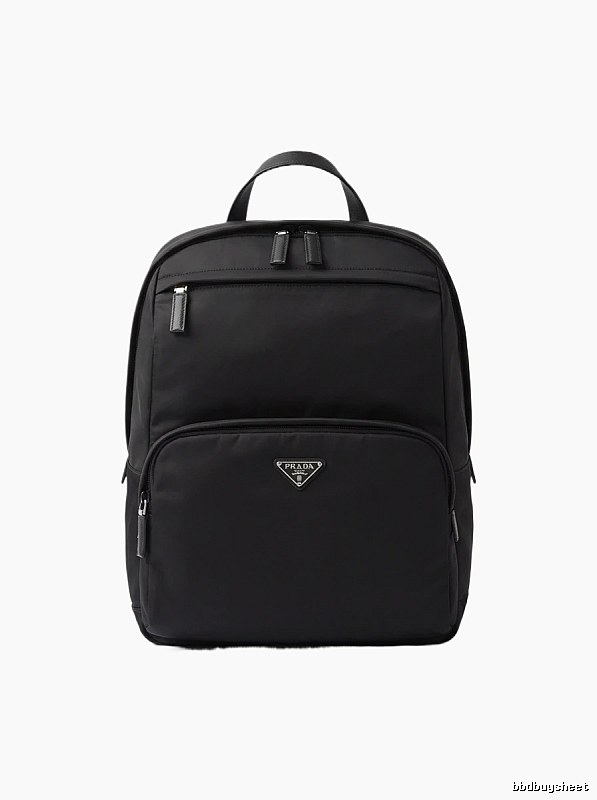 Prada classic simple style black backpack
