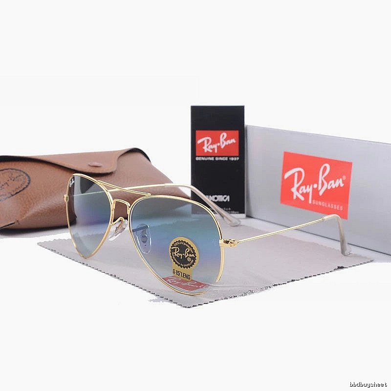 Ray-Ban Lightweight Aviator sunglasses Gold Tone Sunglasses for Gift Ideas