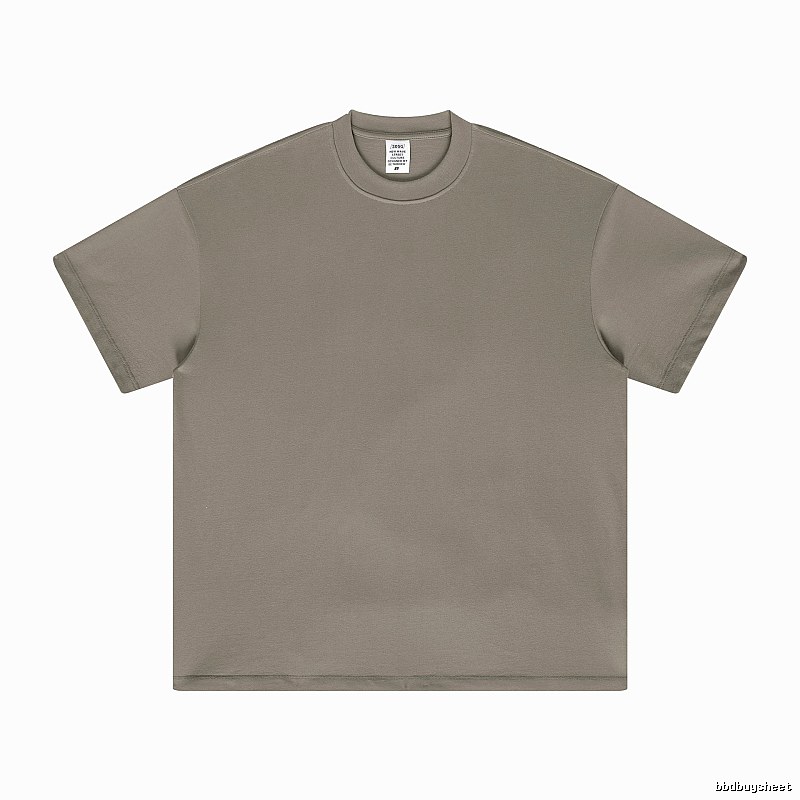 Streetwear Plain white T-shirt Minimal White Short with Logo Accent