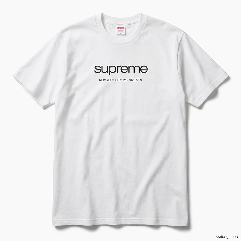 Supreme minimalist style white T-shirt