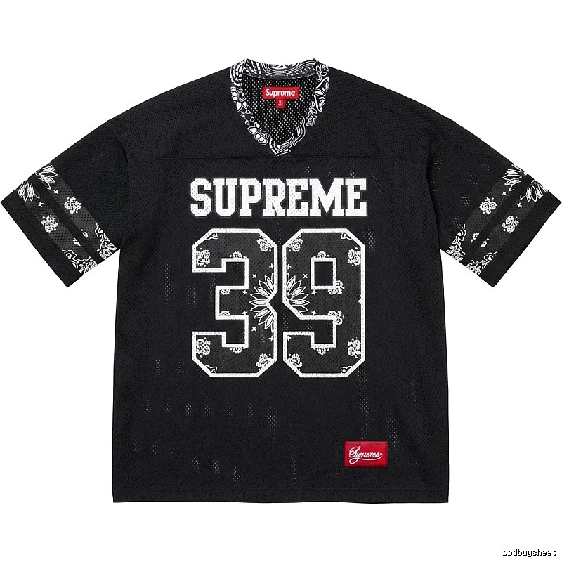 Supreme - printed sporty black T - shirt
