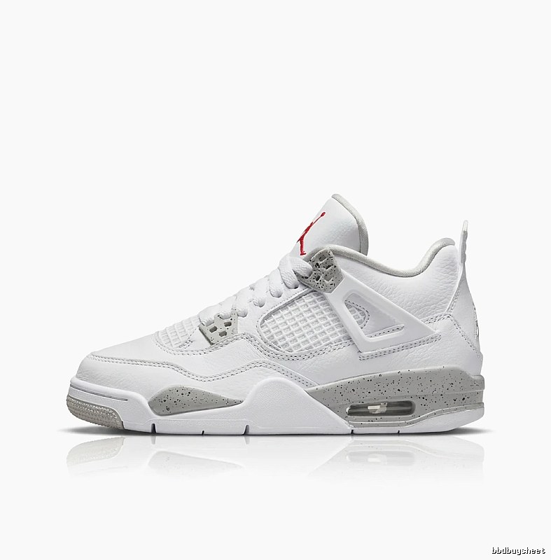 Trendy White Shoes of Jordan AJ4